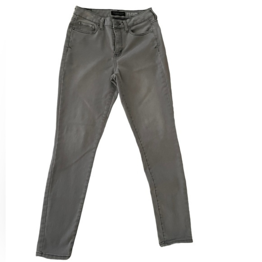 Aeropostale SOFT HIGH WAISTED FADED GRAY JEGGINGS JEANS PANTS. Size 6